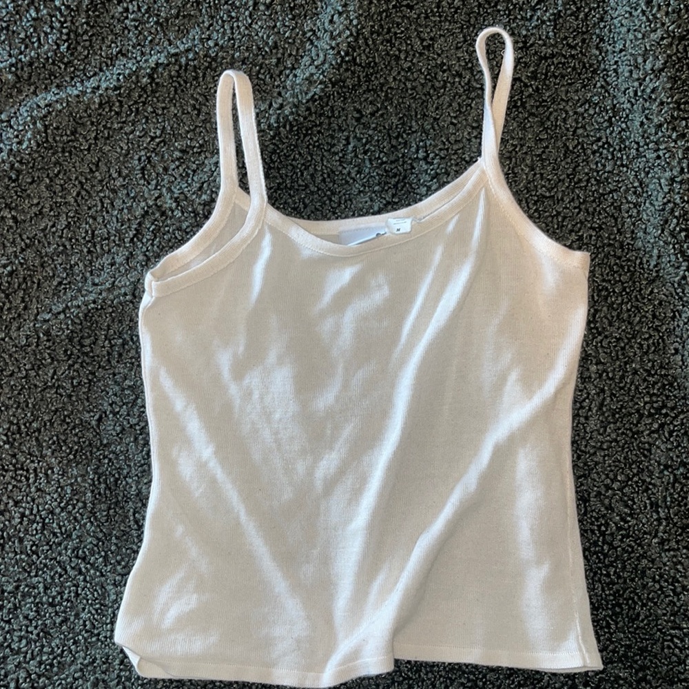 CUTE WHITE DAINTY TANKTOP 🌞